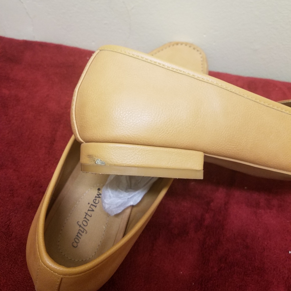 Shoes - Picture 3 of 3